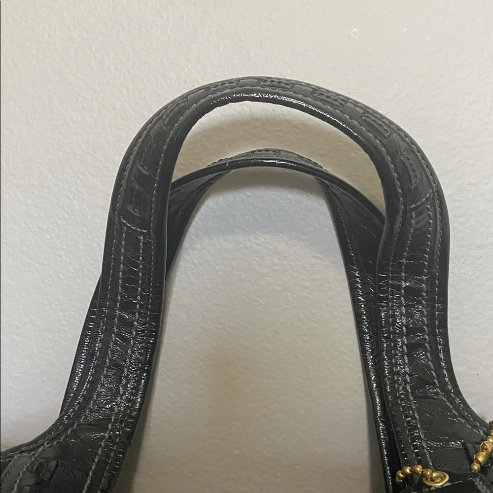 Pristine COACH Classic Black Signature Canvas Ergo Bag with Kiss-lock closure - Picture 9 of 15